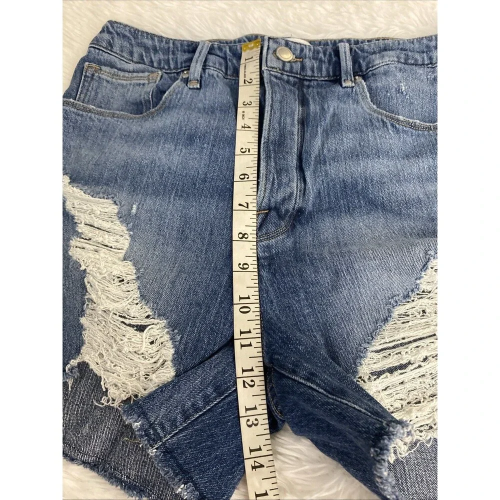 Good American Shorts Women 8/29 High Rise Distressed Bombshell Cutoff Cheeky